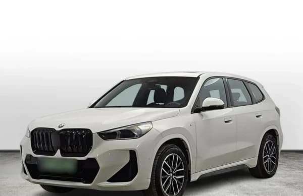 BMW iX1 xDrive30 M Sport 2023 - używany samochód w leasingu