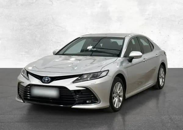 Toyota Camry 2.5 Hybrid Comfort CVT 2023 - używany samochód w leasingu