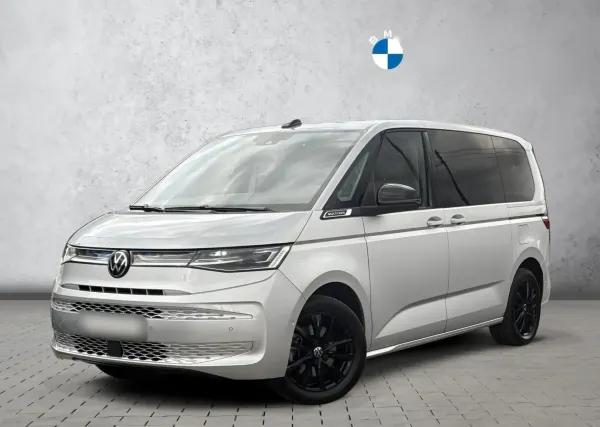Volkswagen Multivan 2.0 TSI L1 Life DSG 2023 - używany samochód w leasingu