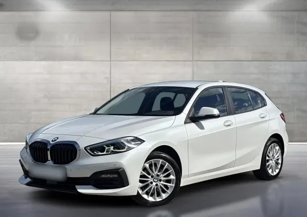BMW Seria 1 118i Advantage aut 2023 - używany samochód w leasingu