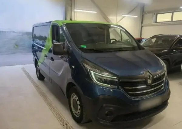 Renault Trafic 2.0 dCi L1H1 Pack Clim 2021 - używany samochód w leasingu