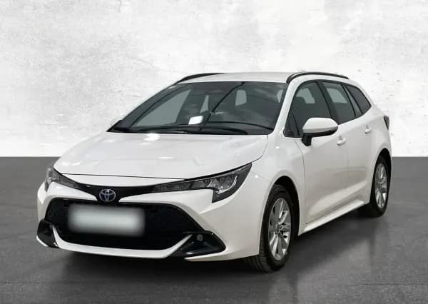 Toyota Corolla 1.8 Hybrid Comfort 2023 - używany samochód w leasingu