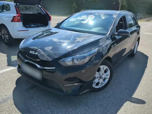 Kia Ceed 1.5 T-GDI L DCT 2023 - używany samochód w leasingu