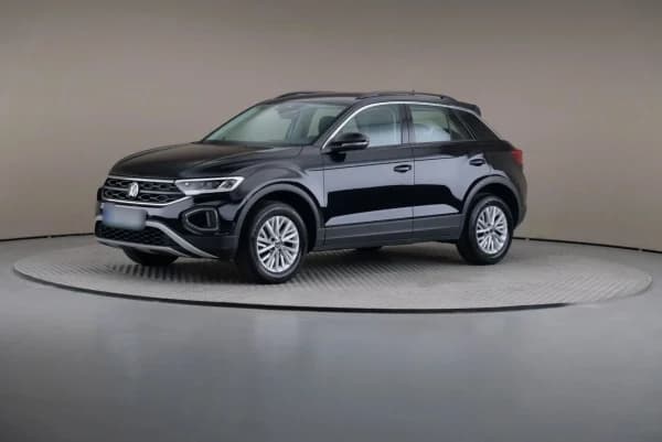 Volkswagen T-Roc 1.5 TSI Life DSG 2023 - używany samochód w leasingu