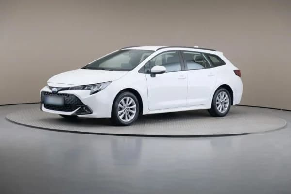 Toyota Corolla 1.8 Hybrid Comfort 2023 - używany samochód w leasingu