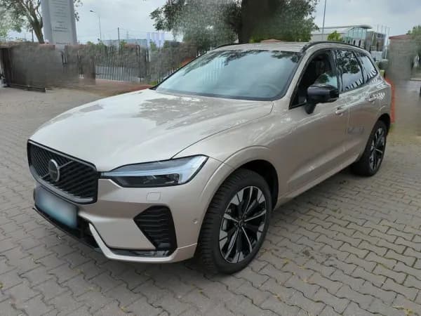 Volvo XC 60 B5 B AWD Ultra Dark aut 2025 - używany samochód w leasingu