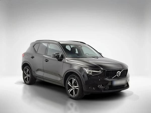 Volvo XC 40 B3 Plus Dark aut 2023 - używany samochód w leasingu