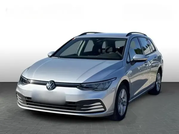 Volkswagen Golf VIII 1.5 eTSI EVO Life DSG 2023 - używany samochód w leasingu