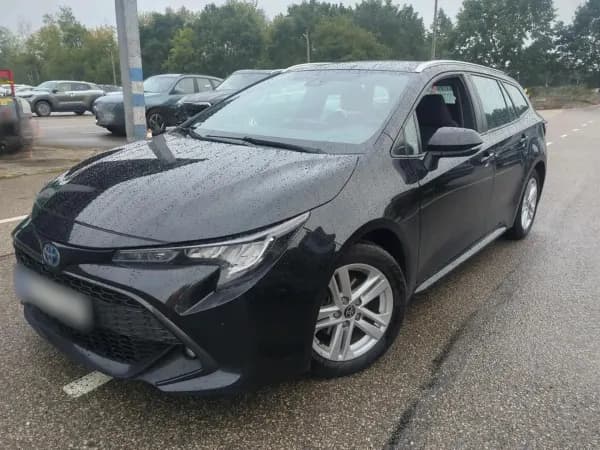 Toyota Corolla 1.8 Hybrid GPF Comfort 2022 - używany samochód w leasingu