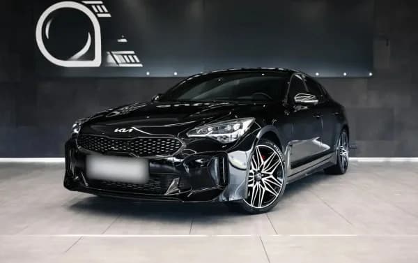 Kia Stinger 3.3 T-GDI V6 GT AWD 2023 - używany samochód w leasingu