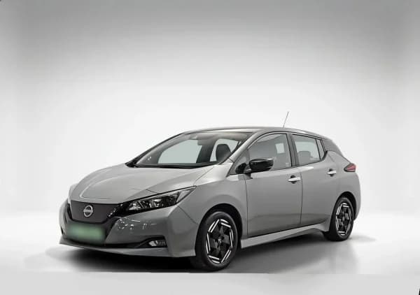 Nissan Leaf 40kWh Acenta 2023 - używany samochód w leasingu