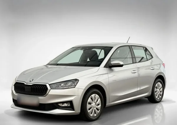 Skoda Fabia 1.0 Essence 2024 - używany samochód w leasingu