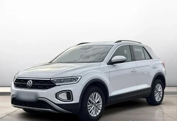 Volkswagen T-Roc 1.5 TSI Life 2023 - used car for lease