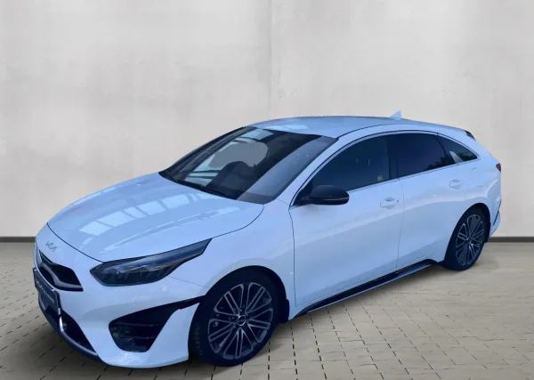 Kia Proceed 1.5 T-GDI GT Line 2023 - вживаний автомобіль в лізингу