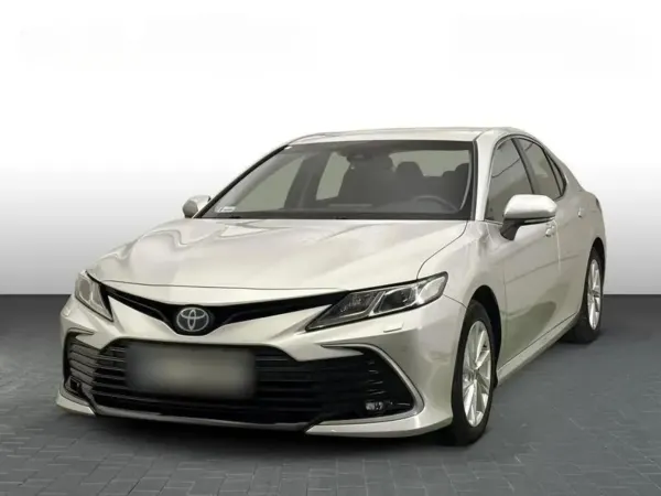 Toyota Camry 2.5 Hybrid Comfort CVT 2021 - używany samochód w leasingu