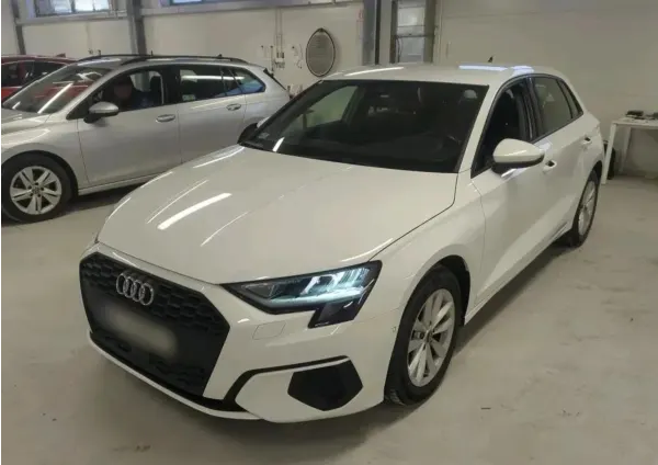 Audi A3 35 TFSI mHEV S tronic 2021 - używany samochód w leasingu