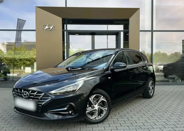 Hyundai i30 1.5 T-GDI 48V Smart 2024 - używany samochód w leasingu