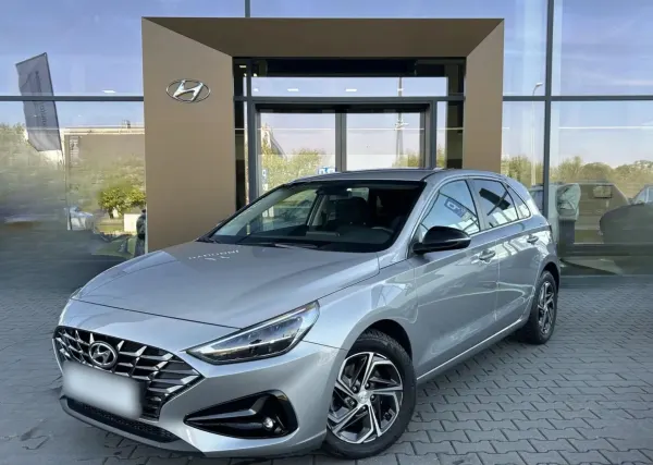 Hyundai i30 1.5 T-GDI 48V Smart 2024 - używany samochód w leasingu