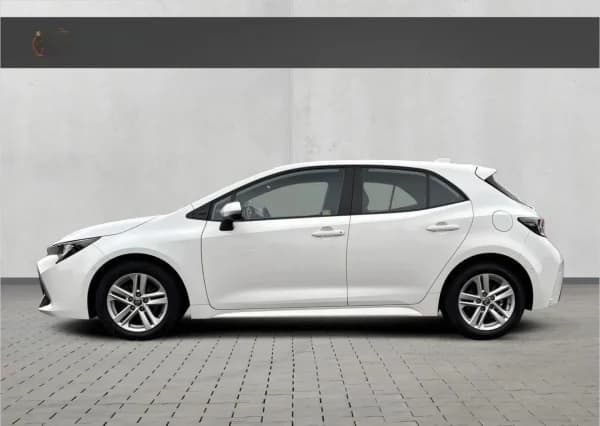 Toyota Corolla 1.8 Hybrid Comfort 2022 - używany samochód w leasingu