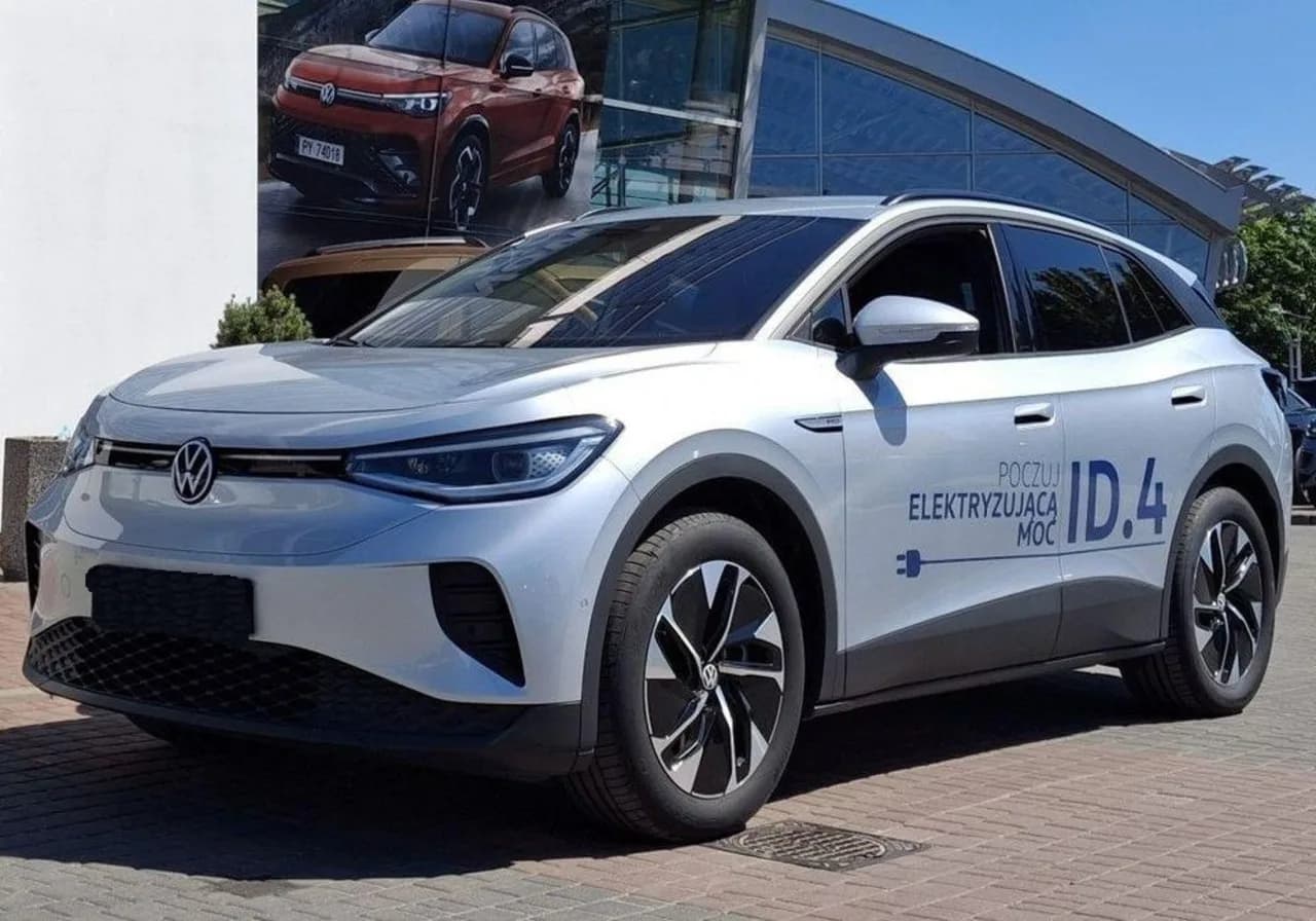 Volkswagen ID.4 77kWh Pro Performance 2023 - używany samochód w leasingu