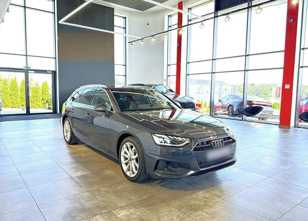 Audi A4 35 TFSI mHEV S tronic