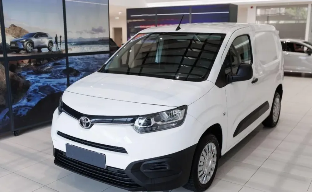 Toyota Proace City 1.5 D-4D Standard 2,3t Active