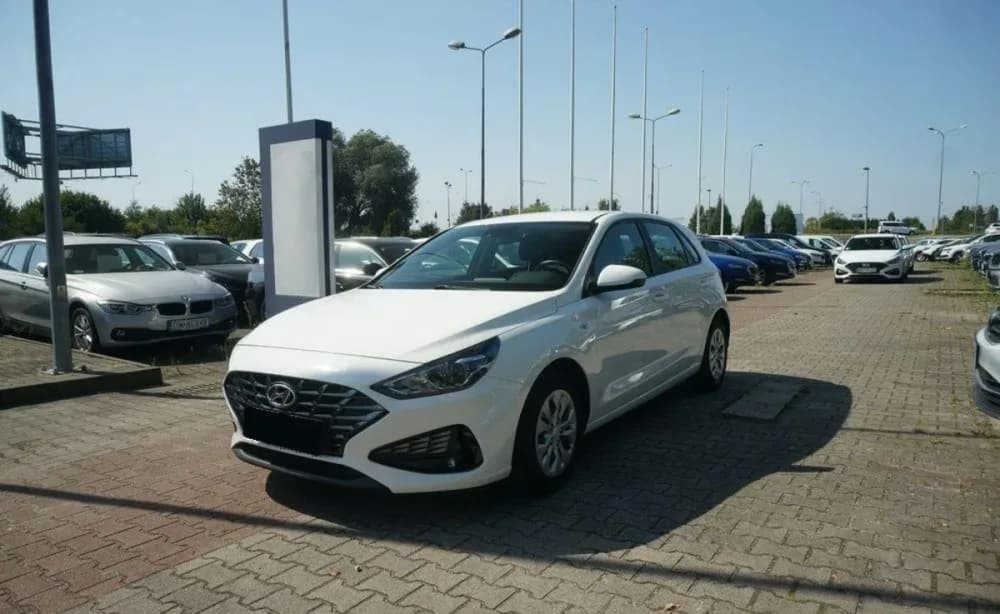 Hyundai i30 1.0 T-GDI Modern 2022 - używany samochód w leasingu